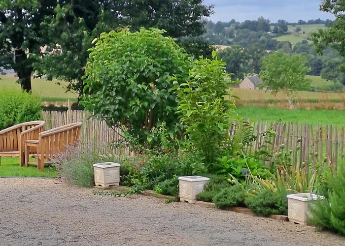 La Hamonniere Bed & Breakfast *